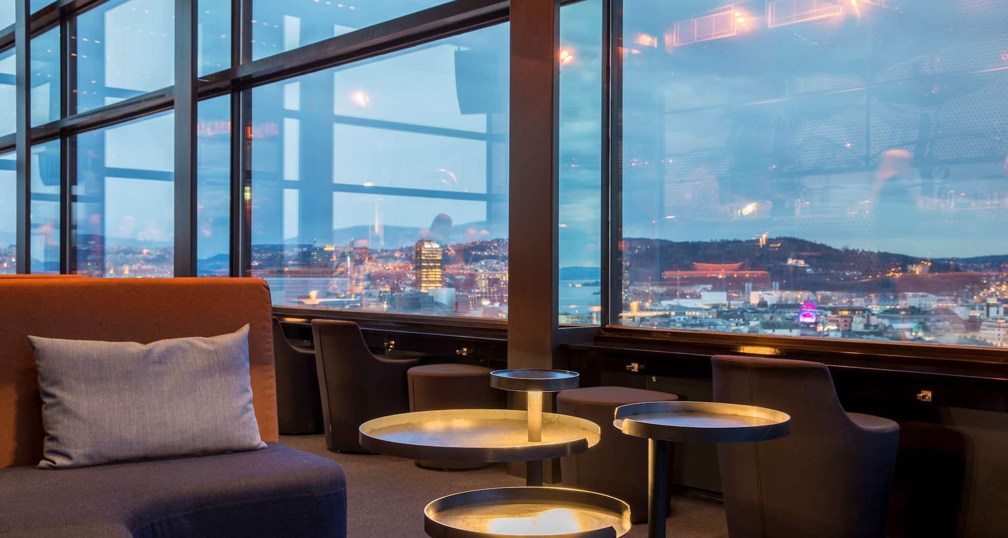 Radisson Blu Scandinavia Hotel, Oslo – Summit Bar – Lounge