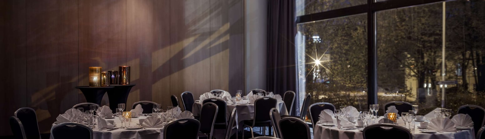 Radisson Blu Scandinavia Hotel Oslo – Norgessuiten med bankettoppsett