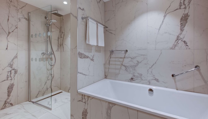 Radisson Blu Scandinavia Hotel, Oslo - Suite bad