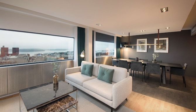Radisson Blu Scandinavia Hotel Oslo - Presidential Suite living room