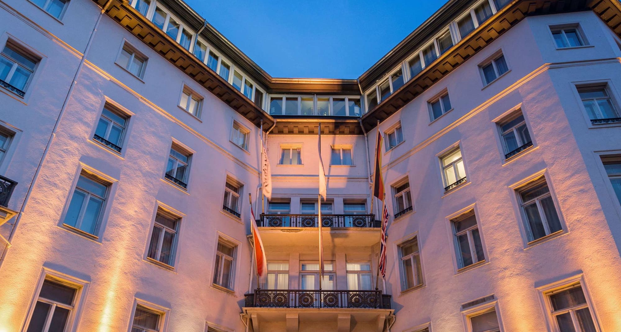 Radisson Blu Schwarzer Bock Hotel - Exterior