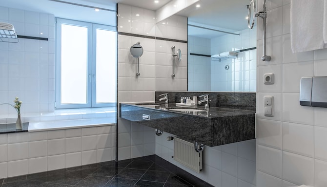 Radisson Blu Schwarzer Bock Hotel - غرفة الضيوف