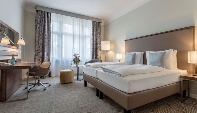 Radisson Blu Schwarzer Bock Hotel - غرفة الضيوف