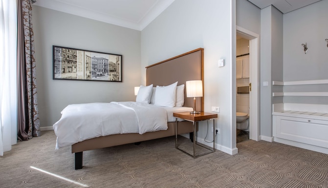 Radisson Blu Schwarzer Bock Hotel - غرفة الضيوف