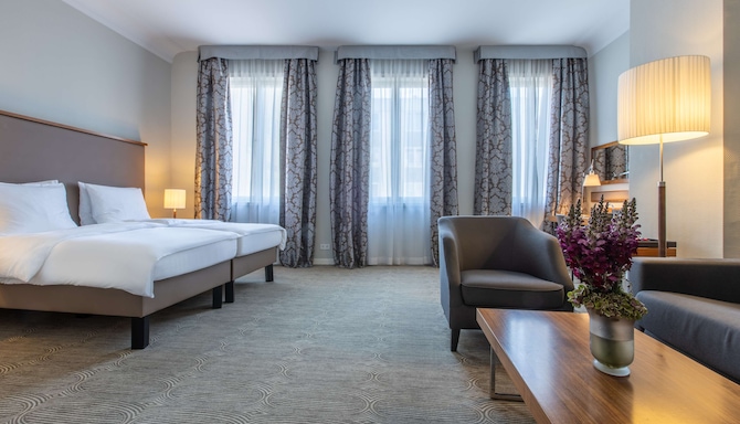 Radisson Blu Schwarzer Bock Hotel - غرفة الضيوف