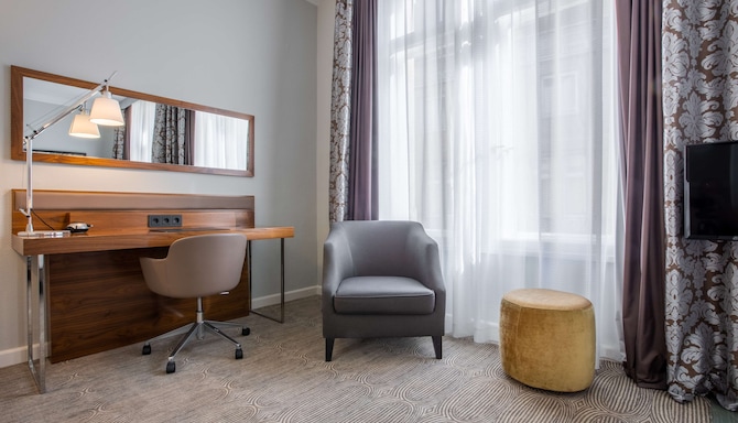 Radisson Blu Schwarzer Bock Hotel - غرفة الضيوف