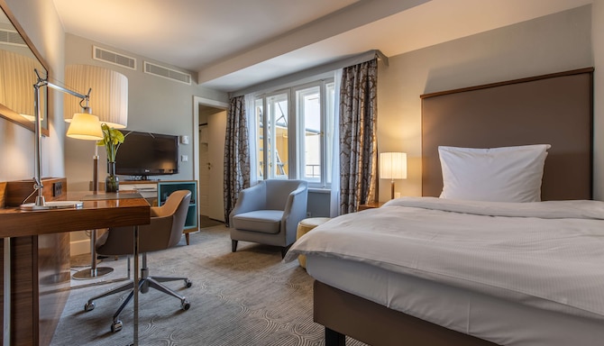 Radisson Blu Schwarzer Bock Hotel - غرفة الضيوف