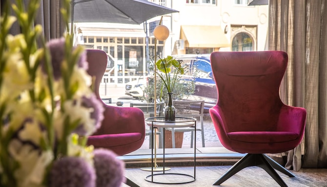 Radisson Blu Schwarzer Bock Hotel - Lobby