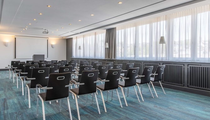 Kochbrunnen会议室