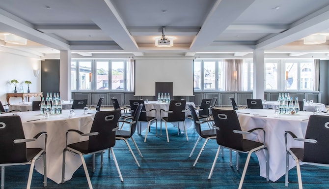 Diana/Mattiaca会议室