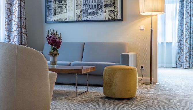 Radisson Blu Schwarzer Bock Hotel - جناح