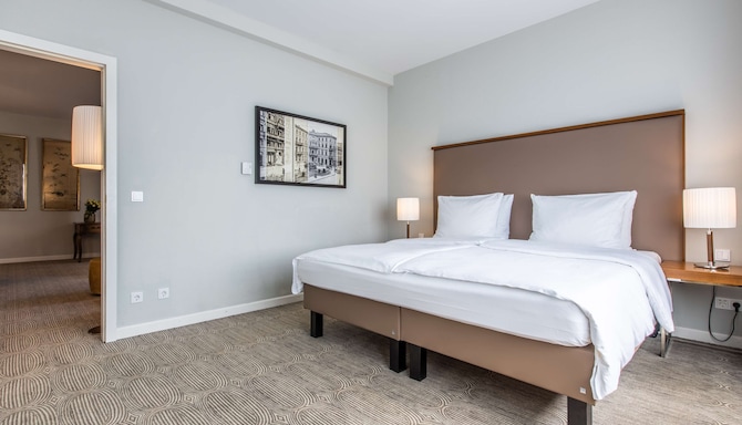 Radisson Blu Schwarzer Bock Hotel - جناح