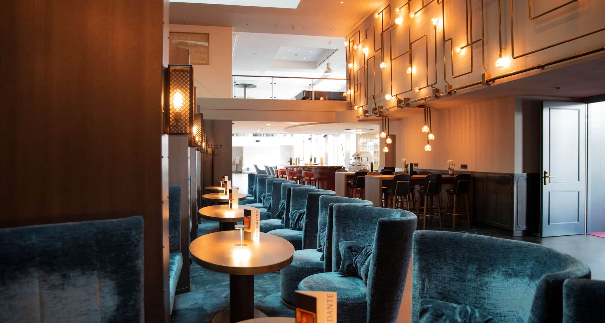 Radisson Blu Senator Hotel, L�beck - Bar Dante and Nautilo