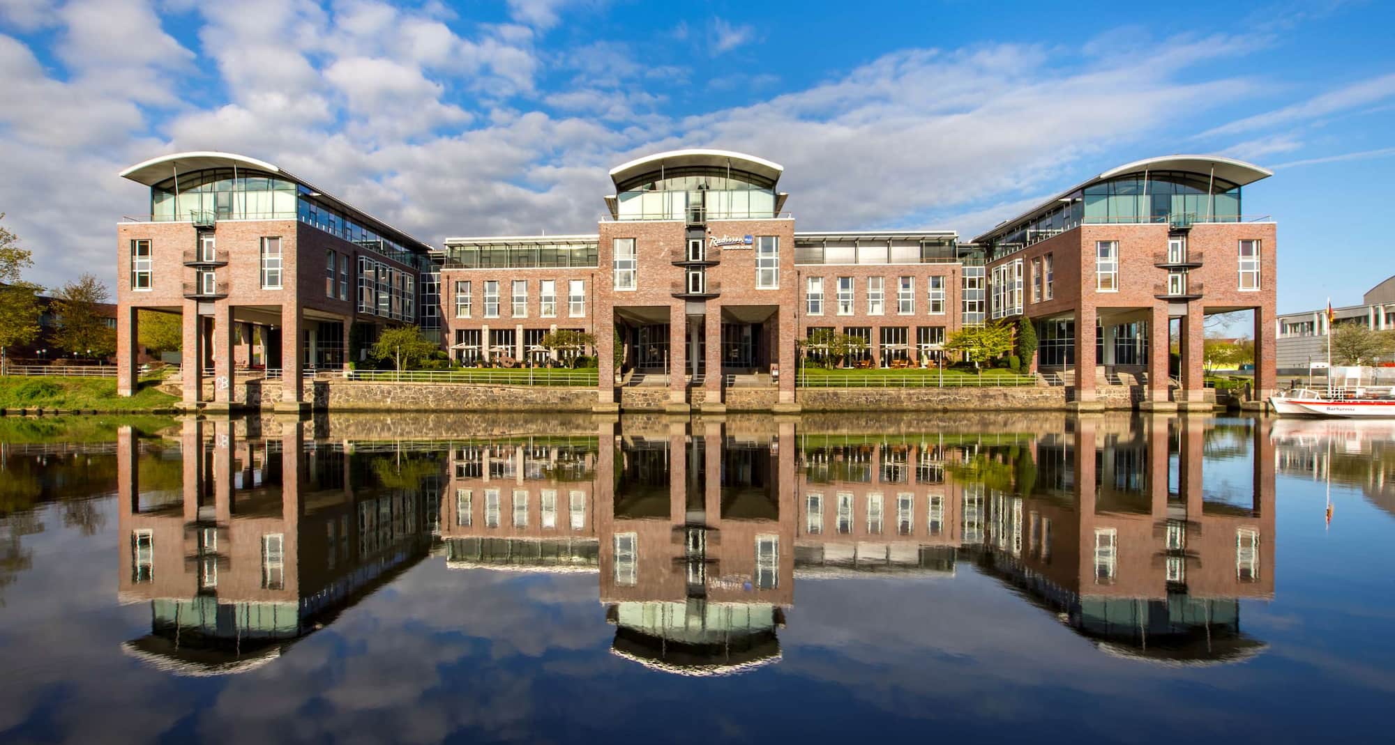 Radisson Blu Senator Hotel, Luebeck - Hotel exterior view