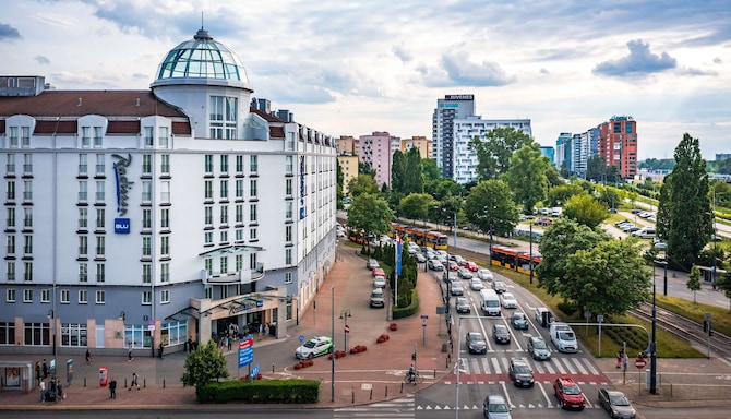 Radisson Blu Sobieski Hotel, Warsaw - Facade 5