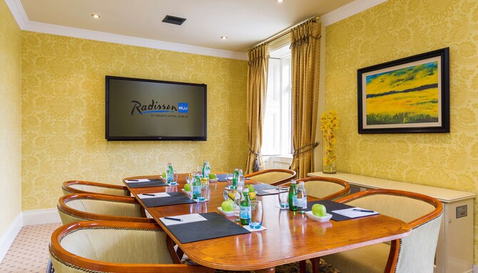Radisson Blu St. Helenand#39;s Hotel, Dublin - Robert Alexander Boardroom
