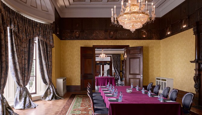 Radisson Blu St. Helenand#39;s Hotel, Dublin - Le Panto