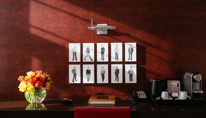 Radisson Blu Style Hotel, Vienna - Guest Room Desk Premium