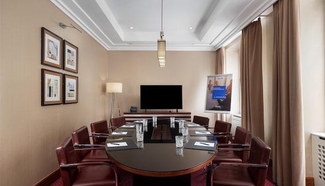 Boardroom 2
