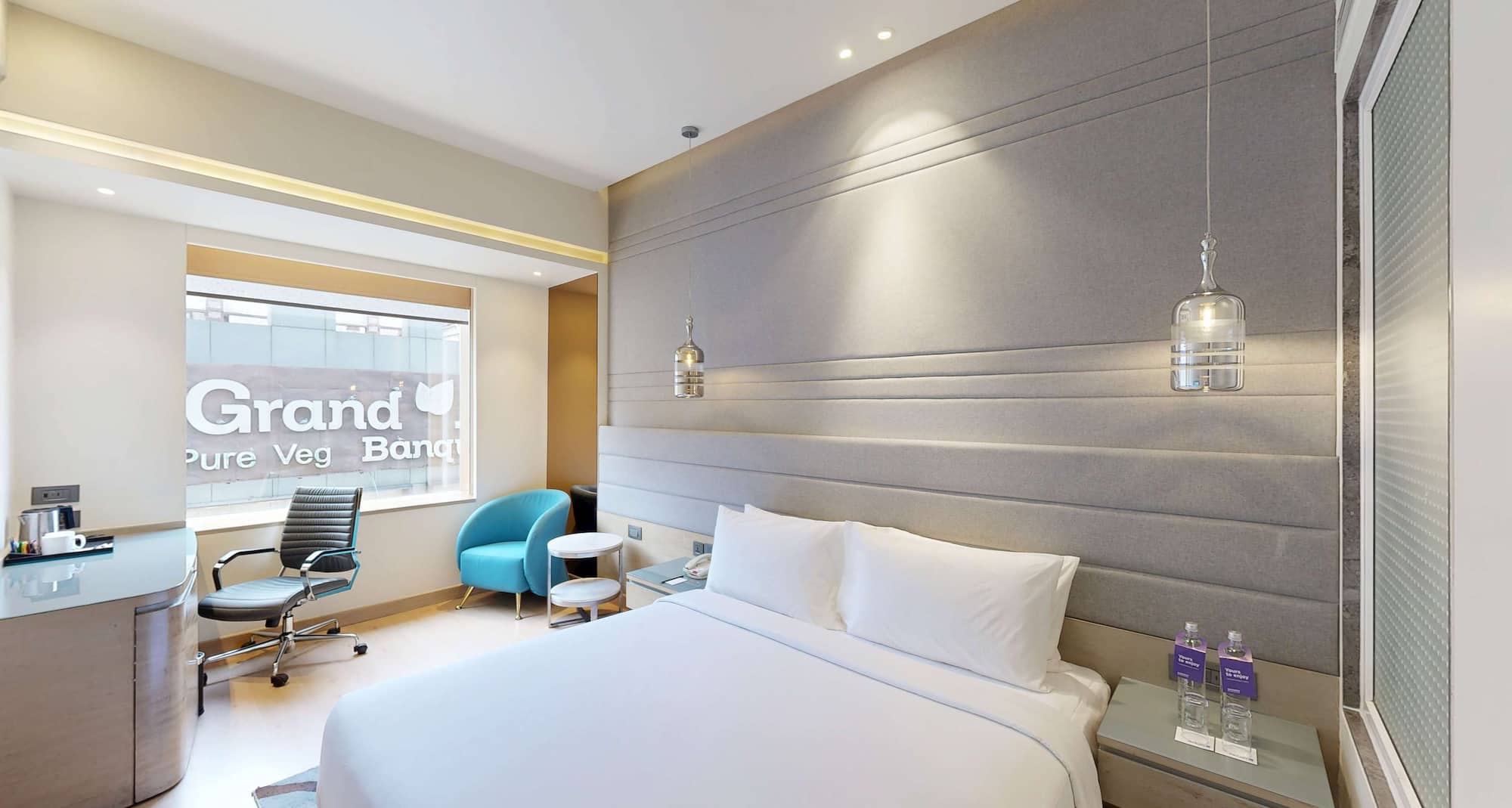 Radisson Blu Towers Kaushambi Delhi NCR - Superior King Room