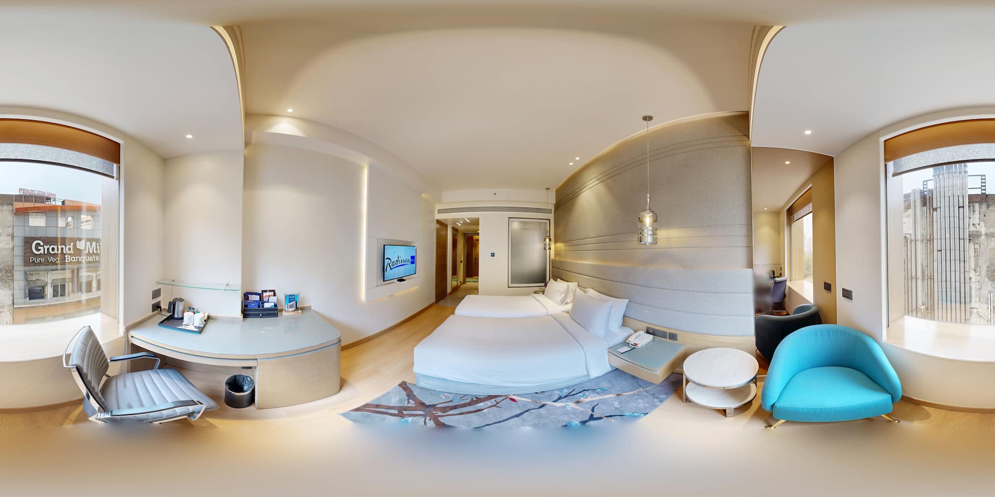 Radisson Blu Towers Kaushambi Delhi NCR - Superior Twin