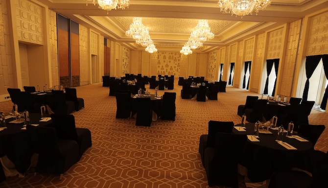 Fatehsagar Ballroom 2