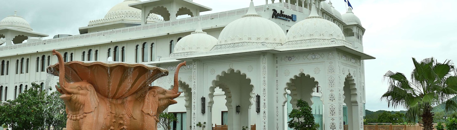 Radisson Blu Udaipur Palace Resort and Spa - Exterior