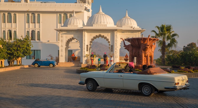 Radisson Blu Udaipur Palace Resort and Spa - 外景