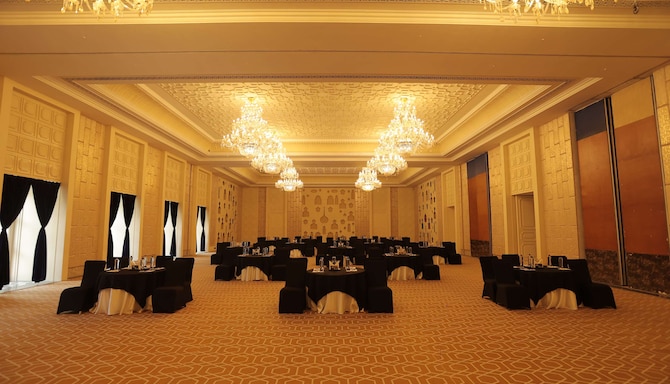 Fatehsagar Ballroom 1