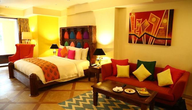 Radisson Blu Udaipur Palace Resort and Spa - Heritage Suite room