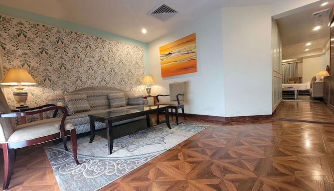 Radisson Blu Udaipur Palace Resort and Spa - Heritage Suite room