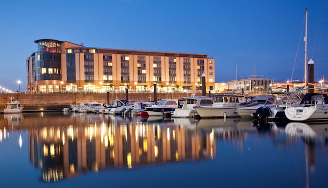 Radisson Blu Waterfront Hotel, Jersey - Exterior of hotel from Elizabeth Marina