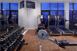 Radisson Blu Waterfront Hotel, Jersey - Gym