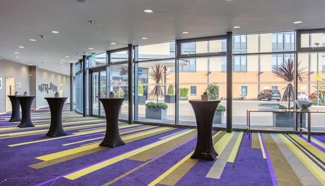 Salon du cinquième étage 