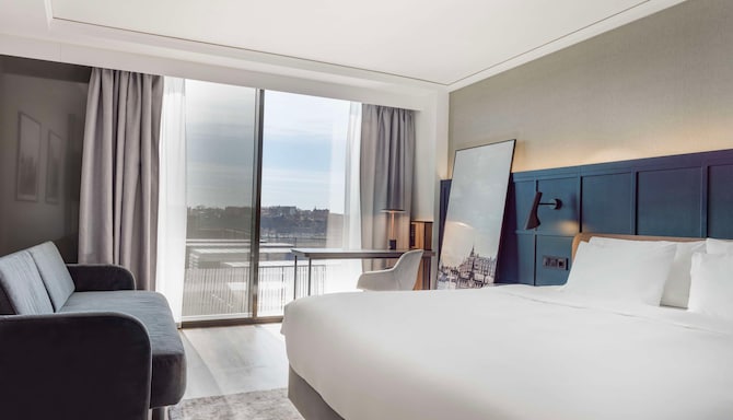Radisson Blu Waterfront Hotel, Stockholm, A Verified Net Zero Hotel - Premium Room - Sofa bed