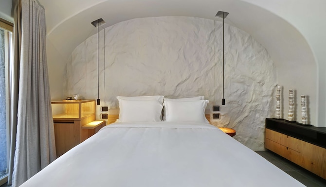 Radisson Blu Zaffron Resort, Santorini