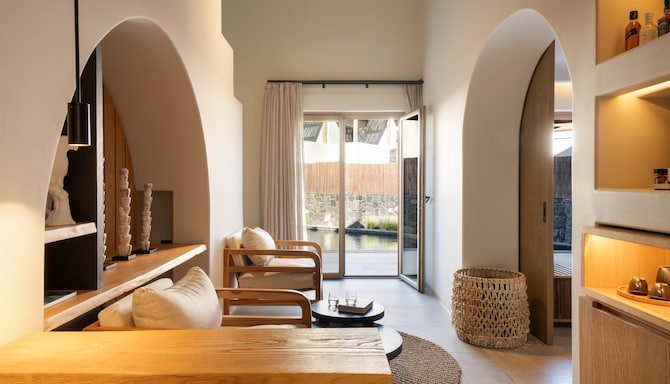 Radisson Blu Zaffron Resort, Santorini - Presidential Suite with Terrace and Plunge Pool