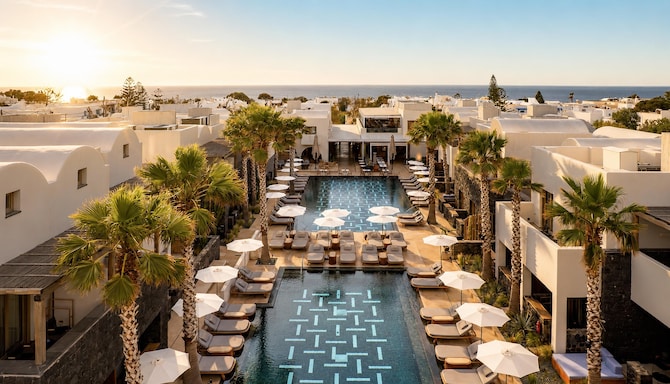Radisson Blu Zaffron Resort, Santorini - Hotel Overview