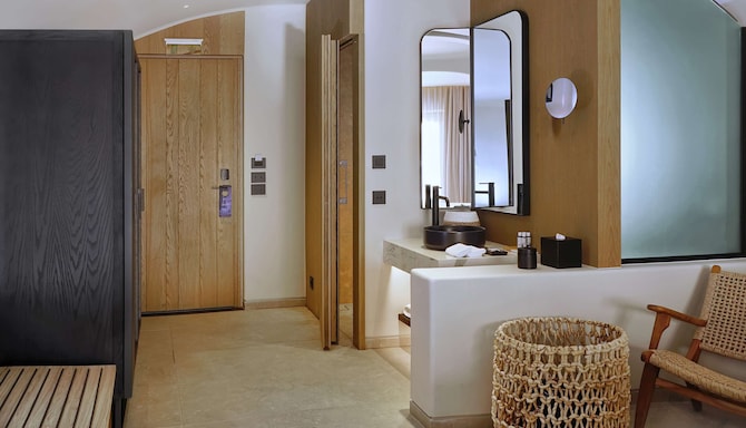 Radisson Blu Zaffron Resort, Santorini - Junior Suite