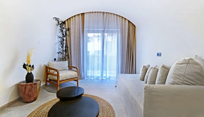 Radisson Blu Zaffron Resort, Santorini