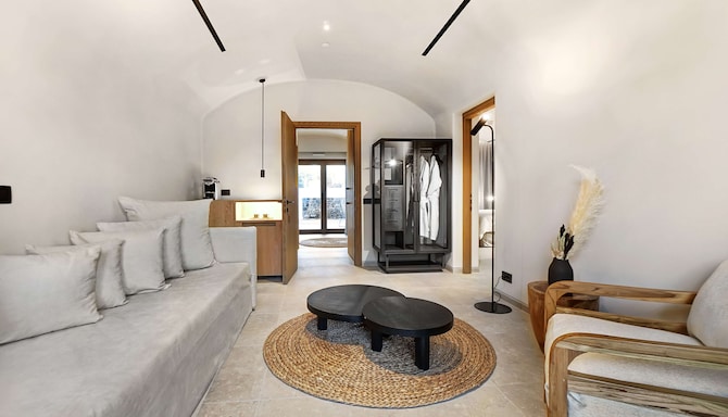 Radisson Blu Zaffron Resort, Santorini