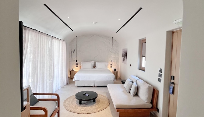 Radisson Blu Zaffron Resort, Santorini - 套房