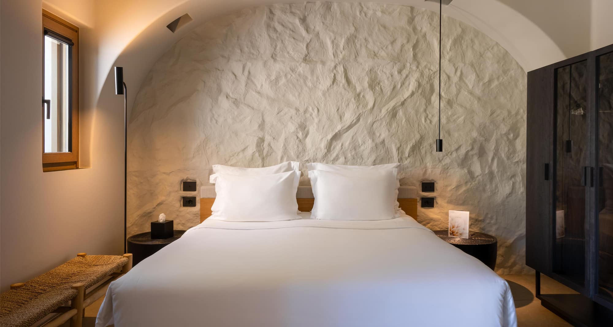 Radisson Blu Zaffron Resort, Santorini - Presidential Bedroom