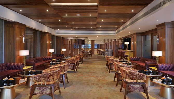Radisson Chandigarh Zirakpur - Fuse Bar