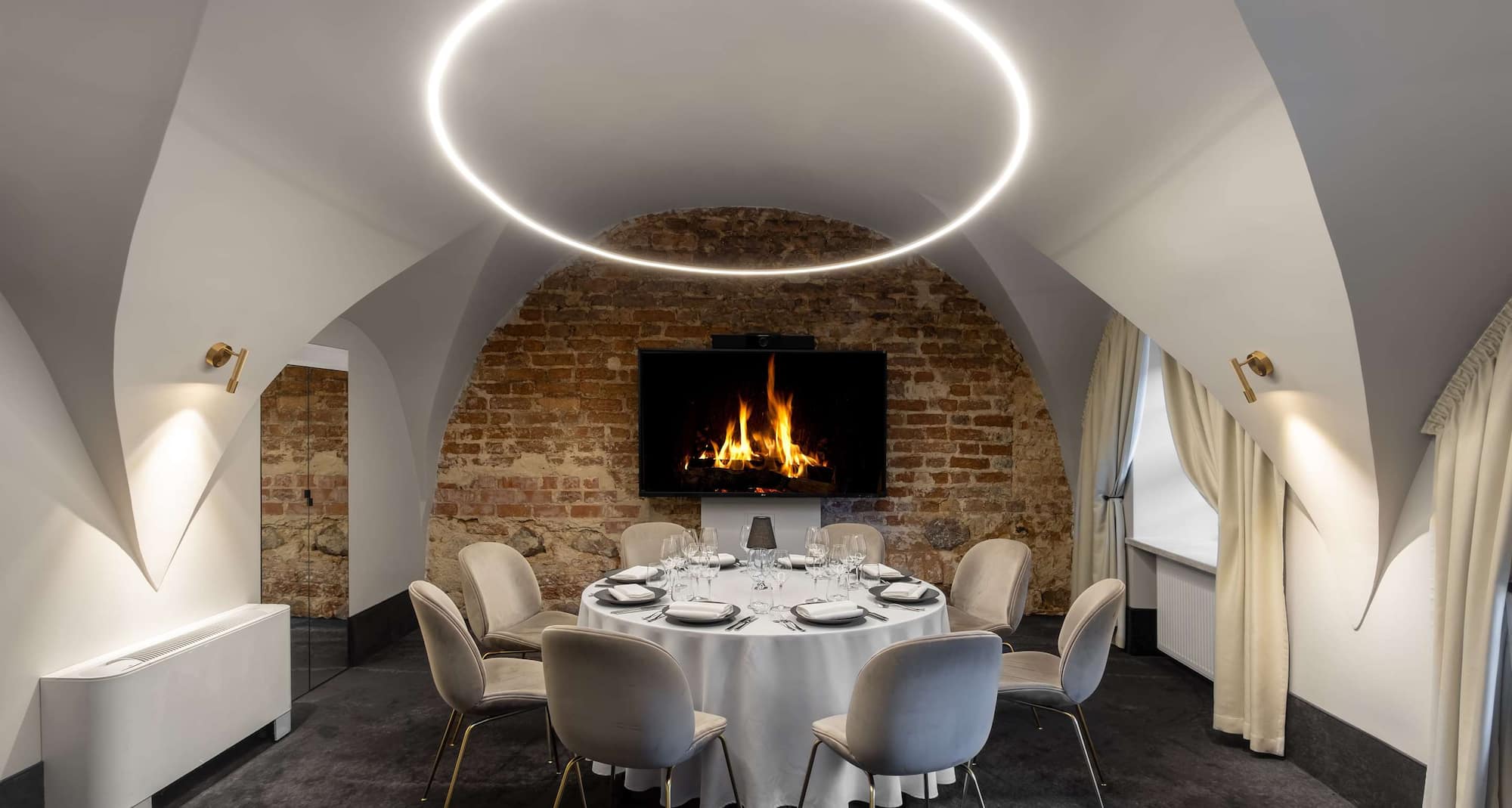 Radisson Collection Astorija Hotel, Vilnius - Conference Room ARIJA Round