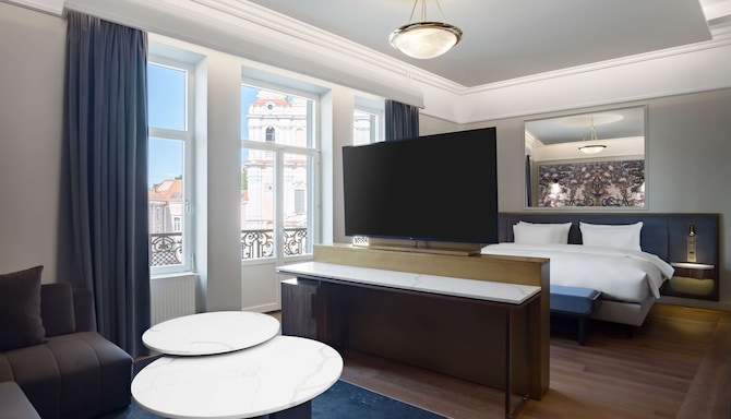 Radisson Collection Astorija Hotel, Vilnius - Suite