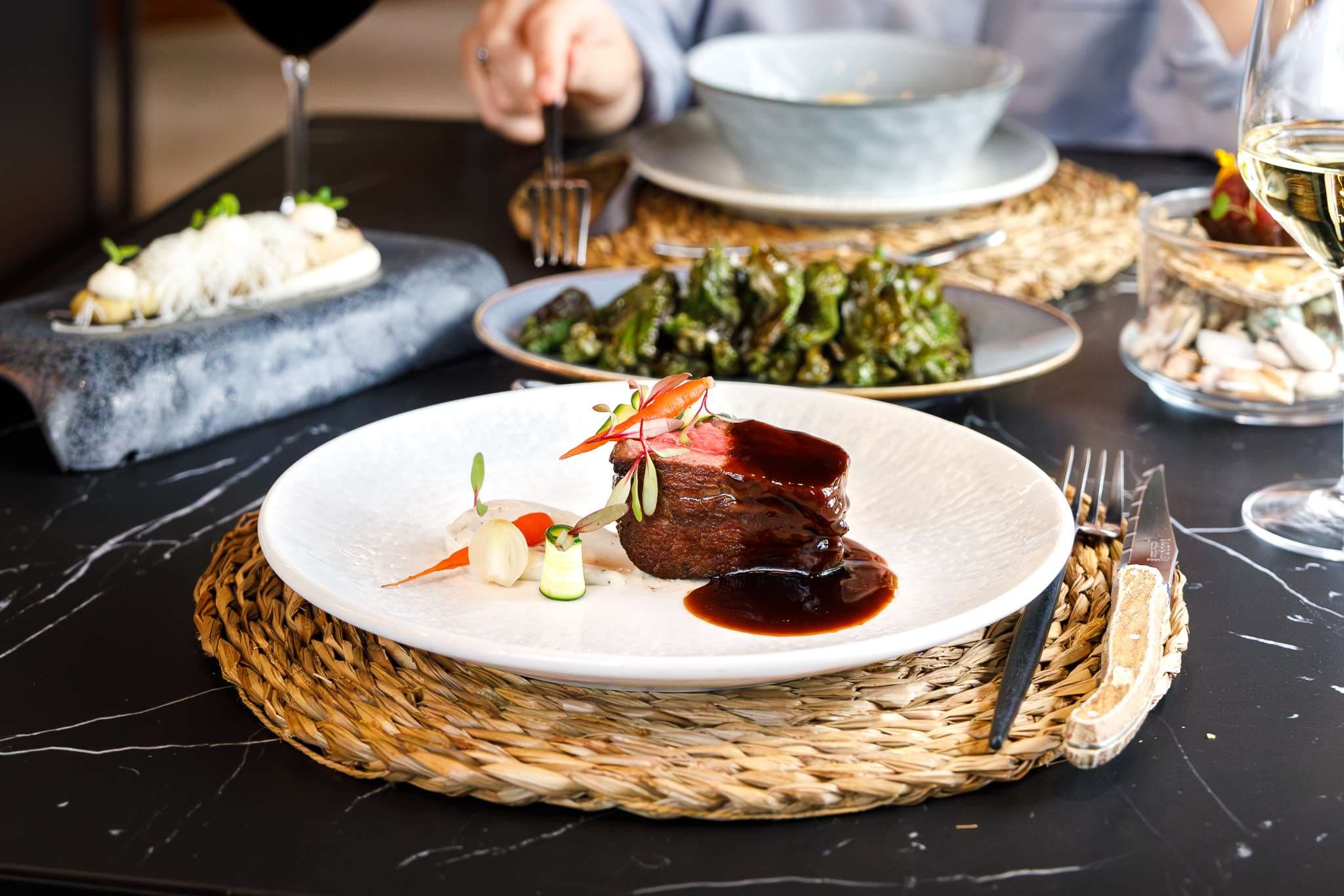 Radisson Collection Hotel, Magdalena Plaza Sevilla - Eneko Basque