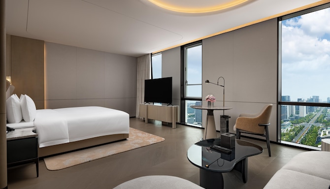 Radisson Collection Hi-Tech Zone Chengdu - Grand Skyline King Room with City View