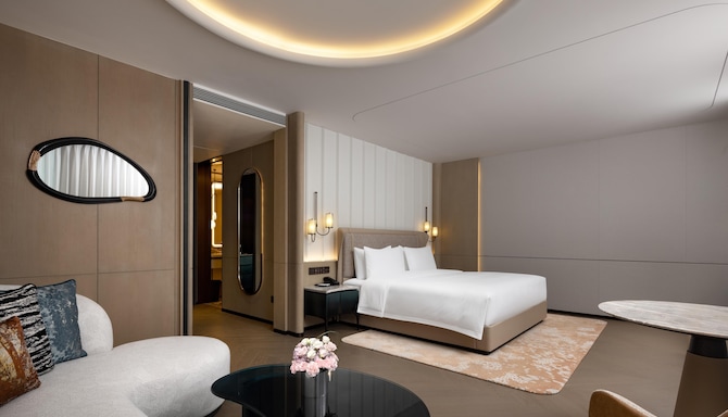 Radisson Collection Hi-Tech Zone Chengdu - Grand Skyline King Room with City View
