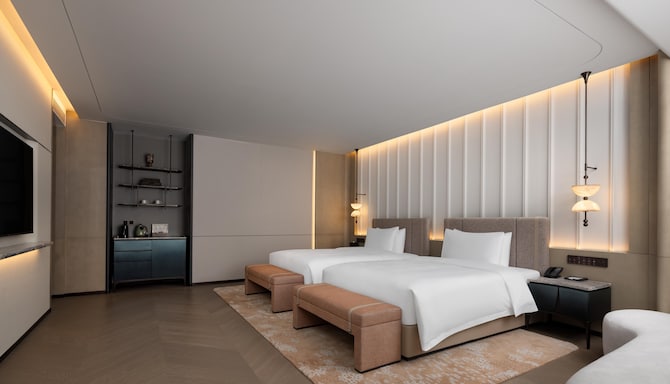 Radisson Collection Hi-Tech Zone Chengdu - Grand Skyline Twin Room with River View